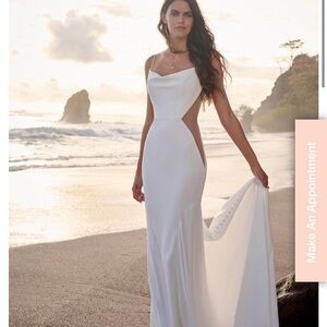 Fit-and-Flare White Wedding Gown